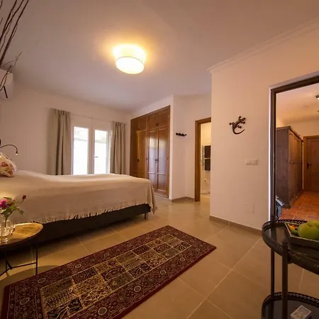Casa-b Bed & Breakfast, Adults Recommended Oda ve Kahvaltı *