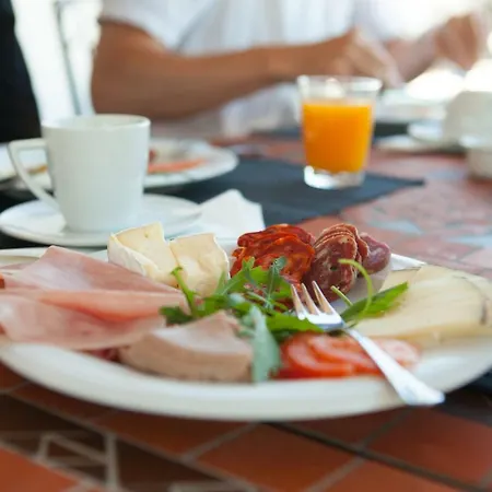 Casa-b Bed & Breakfast, Adults Recommended فندق مبيت وإفطار *